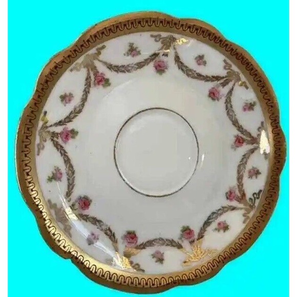 Antique MZ AUSTRIA Demitasse Cups and Saucers For 4 and 2 Extra Saucers - Picture 3 of 11